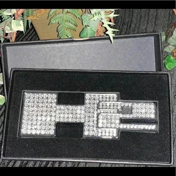 Crystal bling H2 logo new - Picture 1 of 12